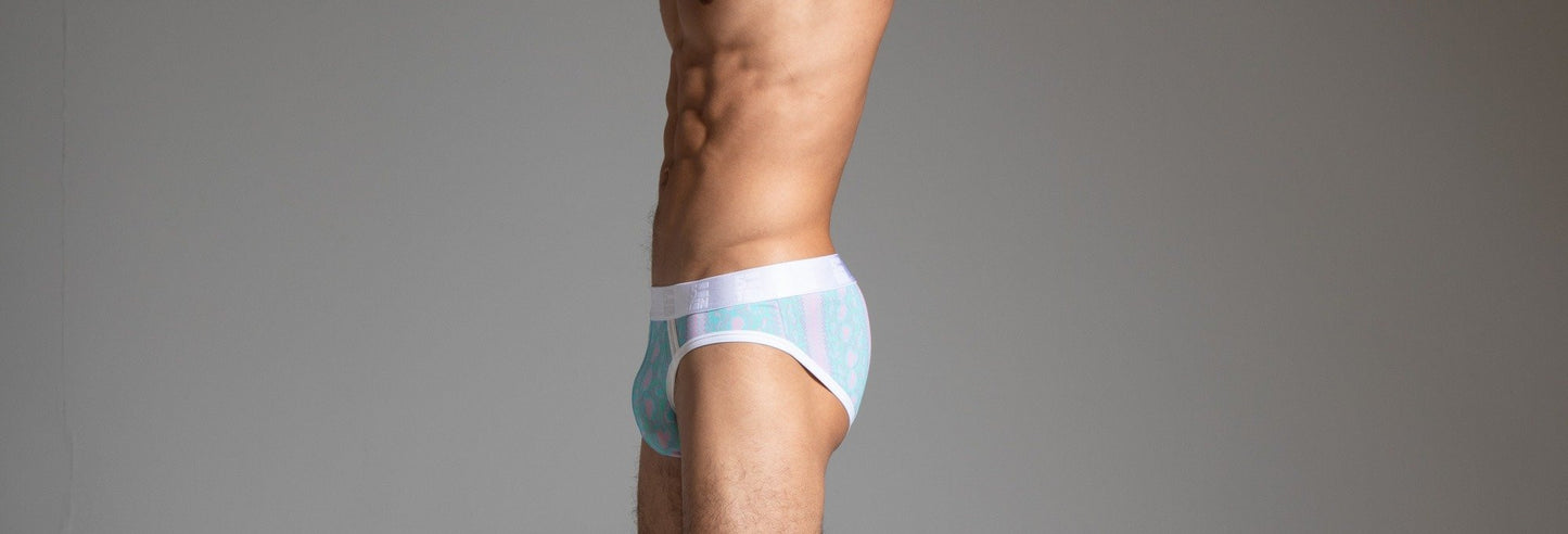 5=ten Neon Snake Brief