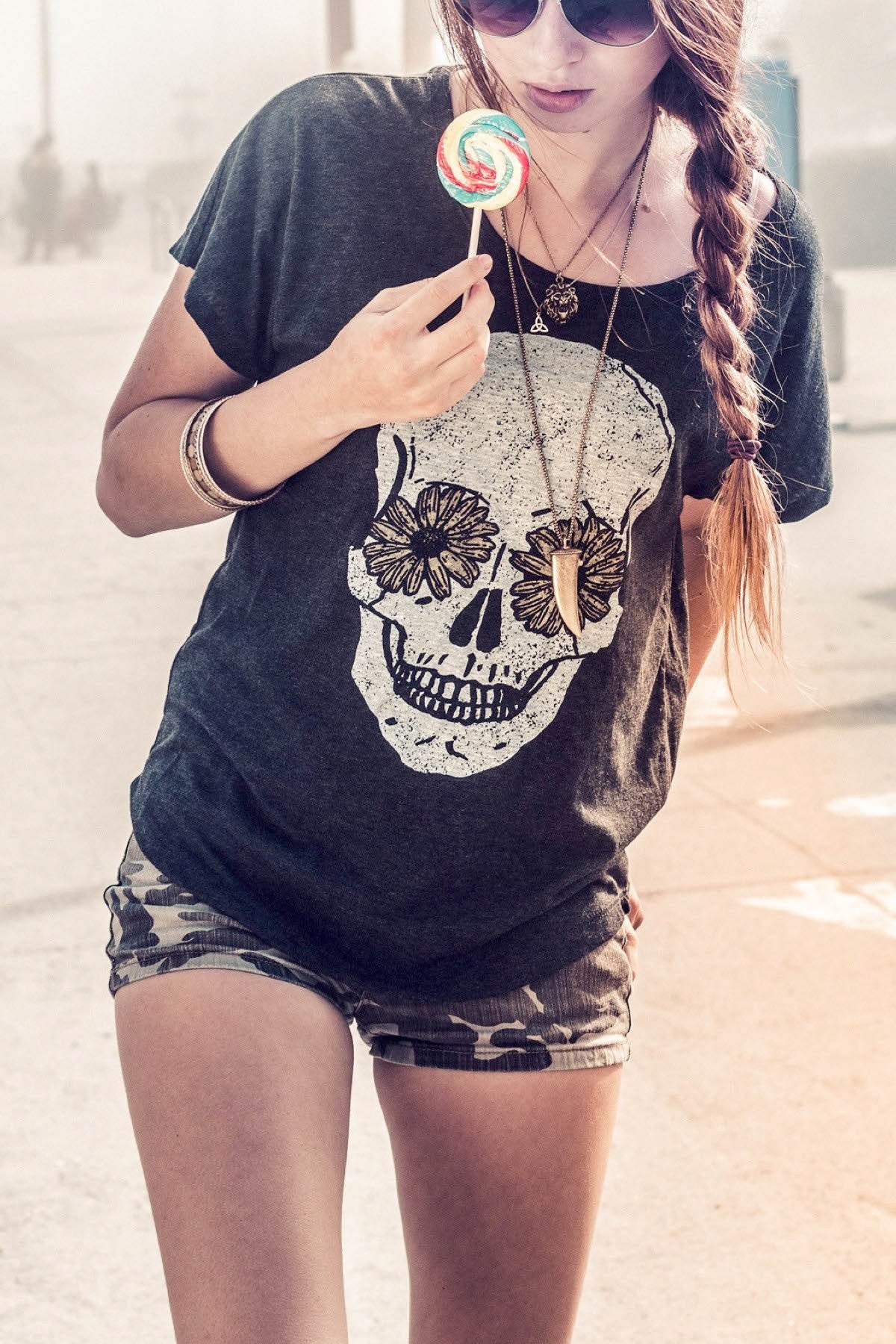 Choke Heather-Black Skull-Flower Dolman Tee