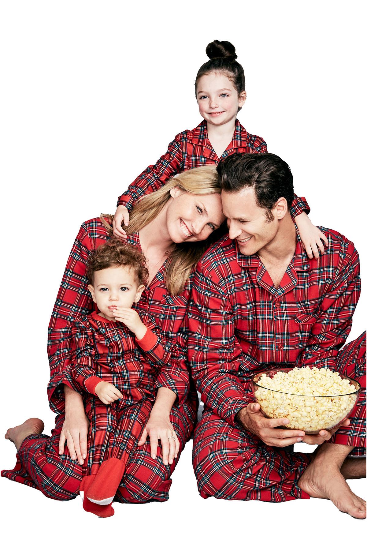 Family PJs Men Holiday Mix It Pajama Set in Brinkley Plaid
