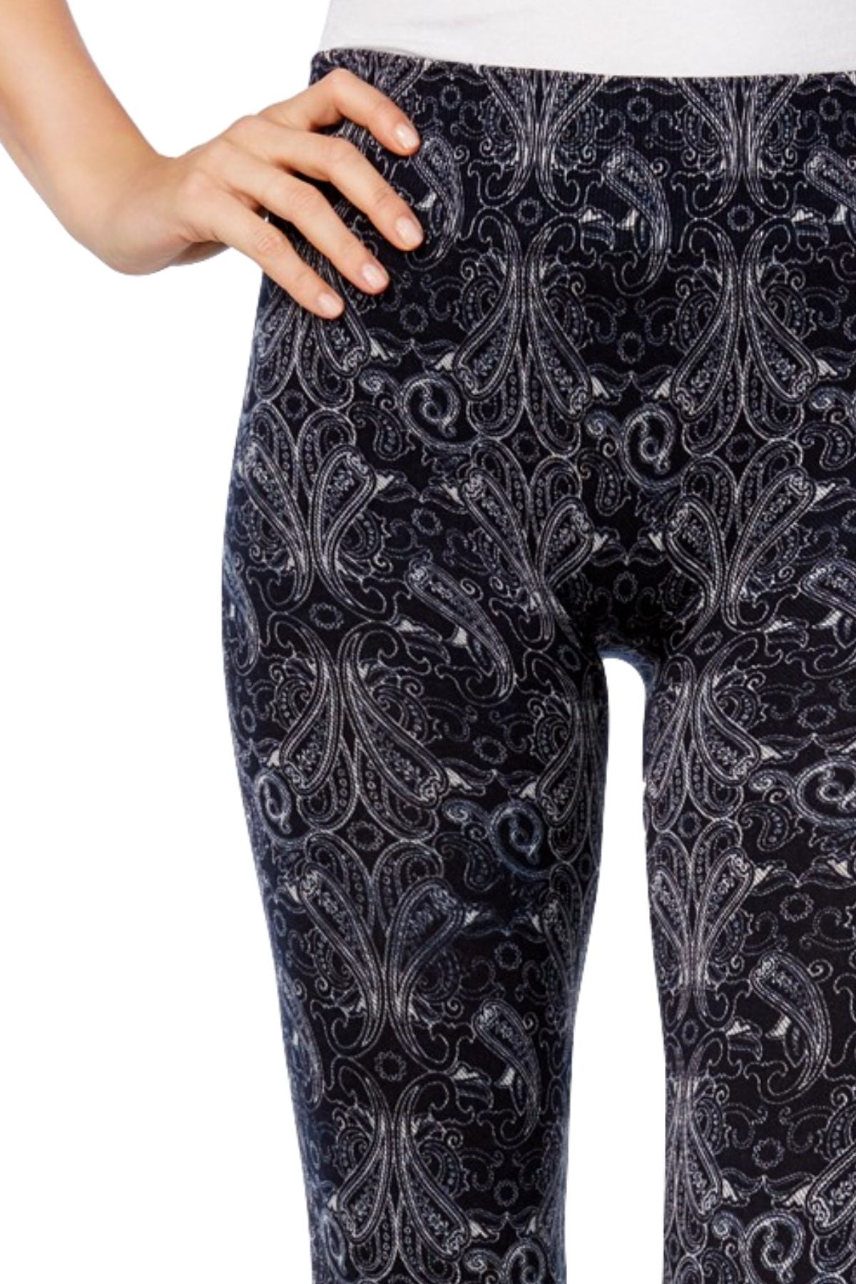 First Looks by HUE Black Floral-Bandana Seamless Legging