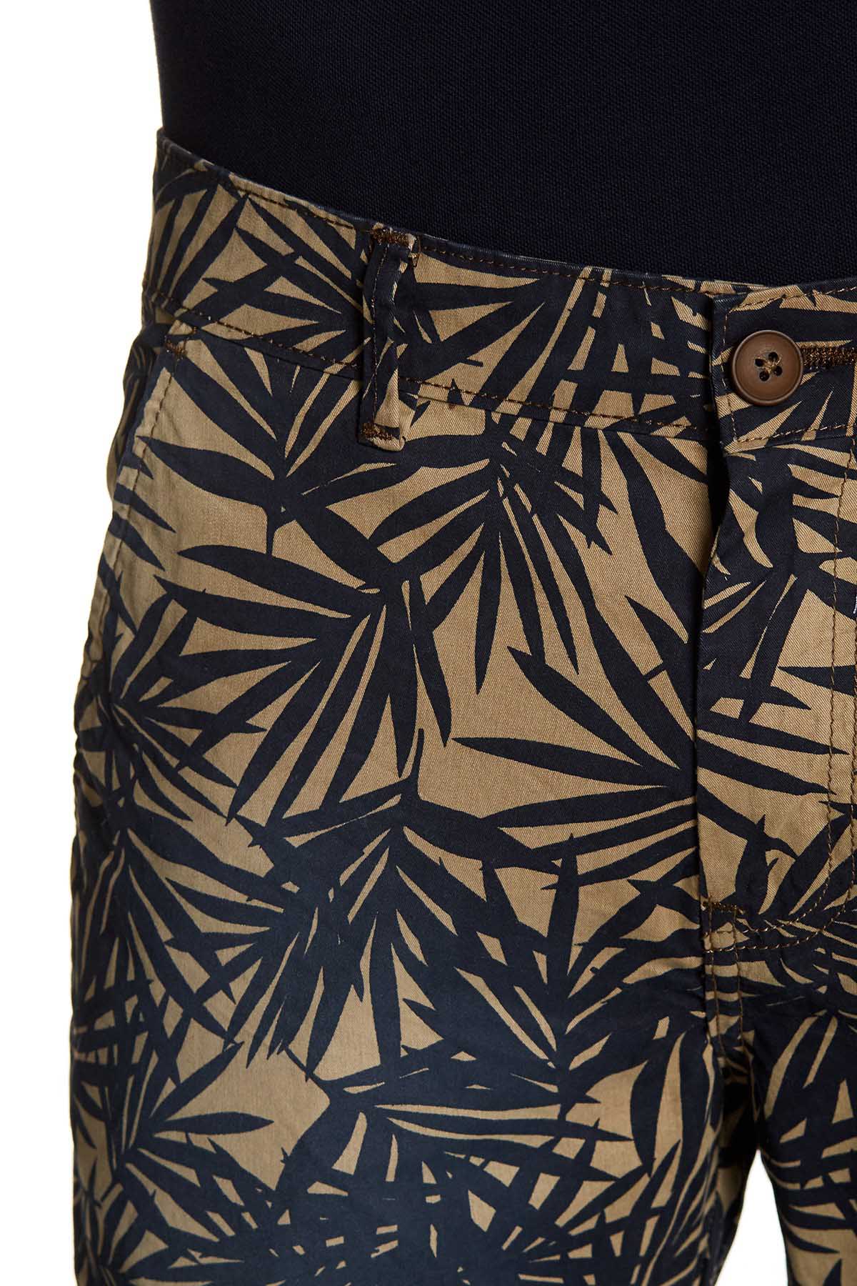Pop Icon Khaki Leaf Flat Front Short