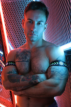 Breedwell Neon Green Transistor Armband Set thumbnail 2