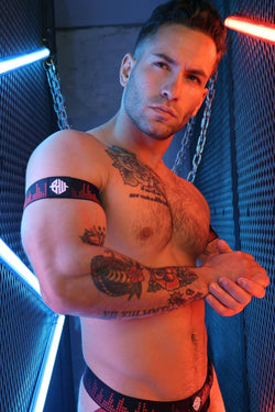 Breedwell Red Equalizer Armband Set thumbnail 2