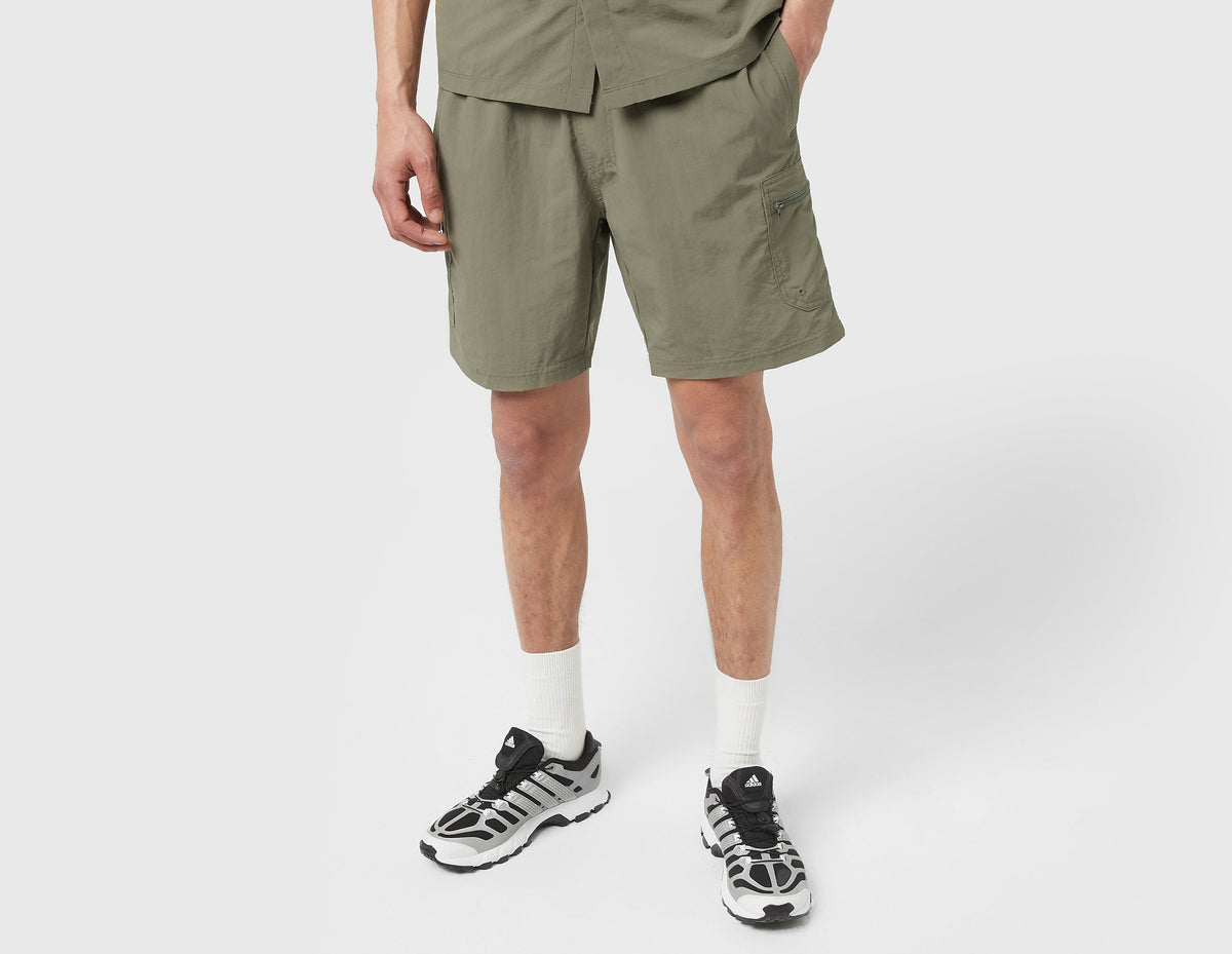 Columbia Regular Fit Athletic Fitness Shorts Green Solid