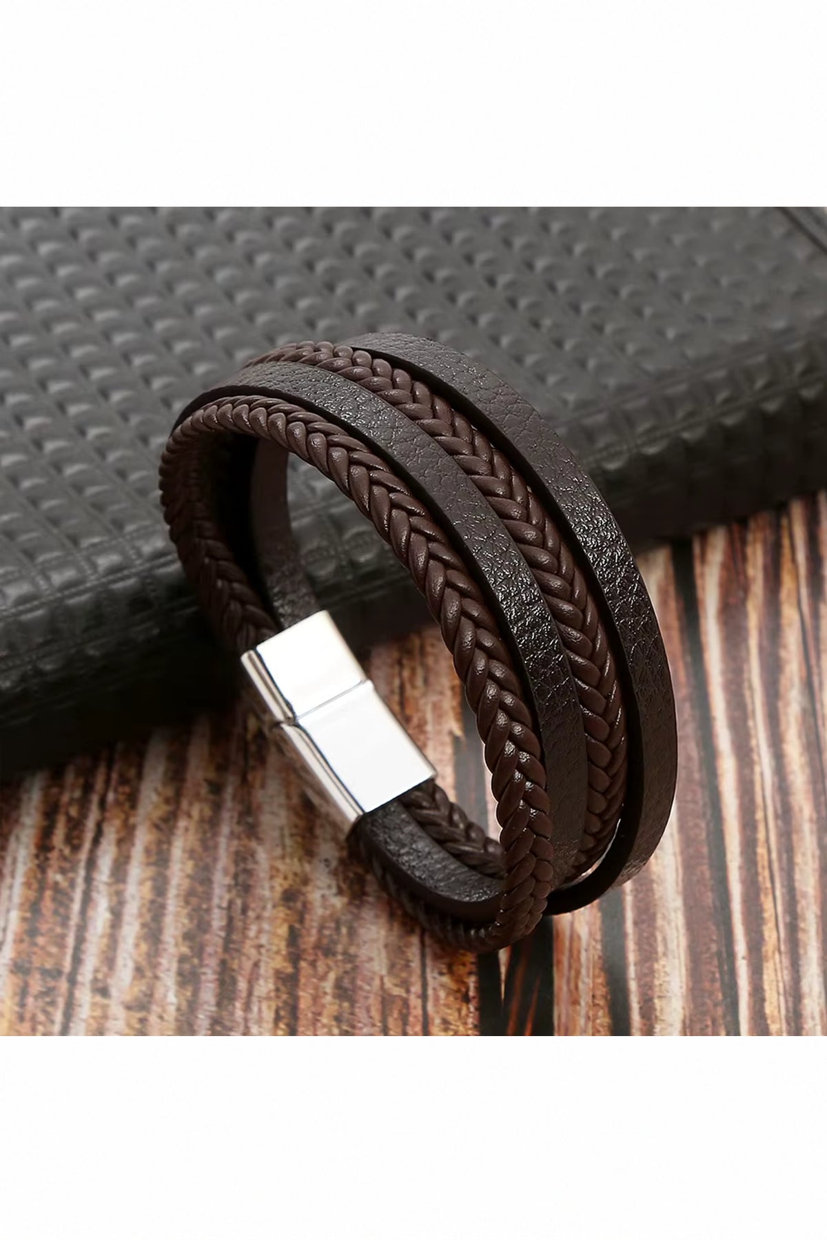 Frontier Ridge Men’s Brown Multi-Strand Leather Bracelet
