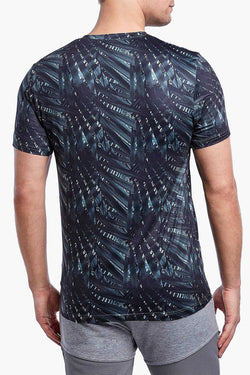 2(X)IST Graphic Leaf-Print Performance Mesh V-Neck Tee thumbnail 3