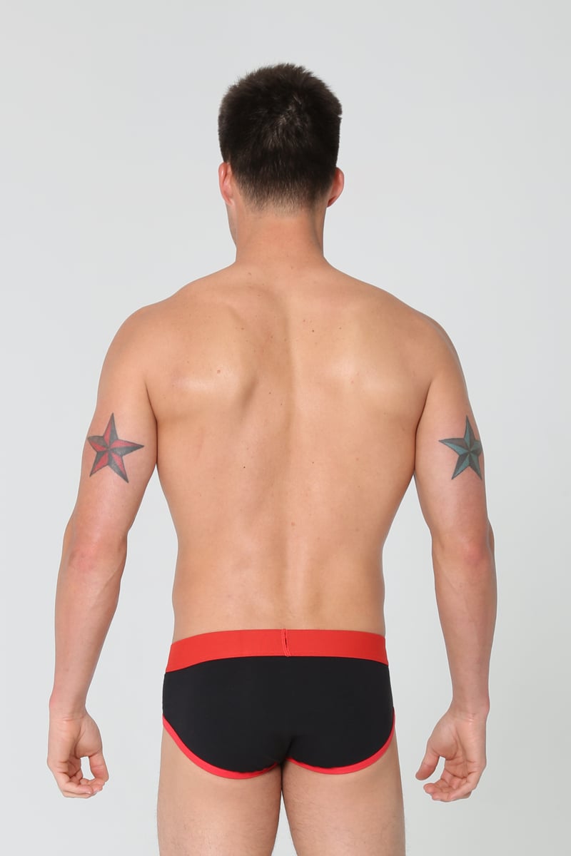 CORE Black Contrast Signature Brief