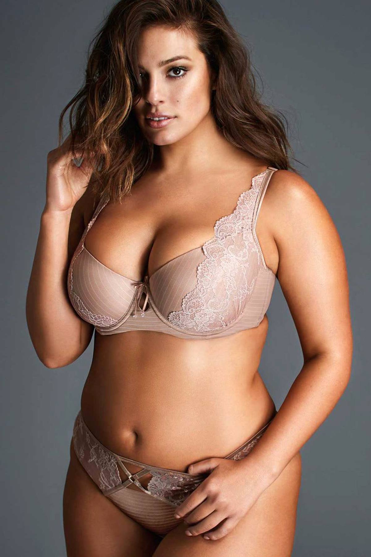 Ashley Graham PLUS Cappuccino Lace and Keyhole Diva Demi Bra