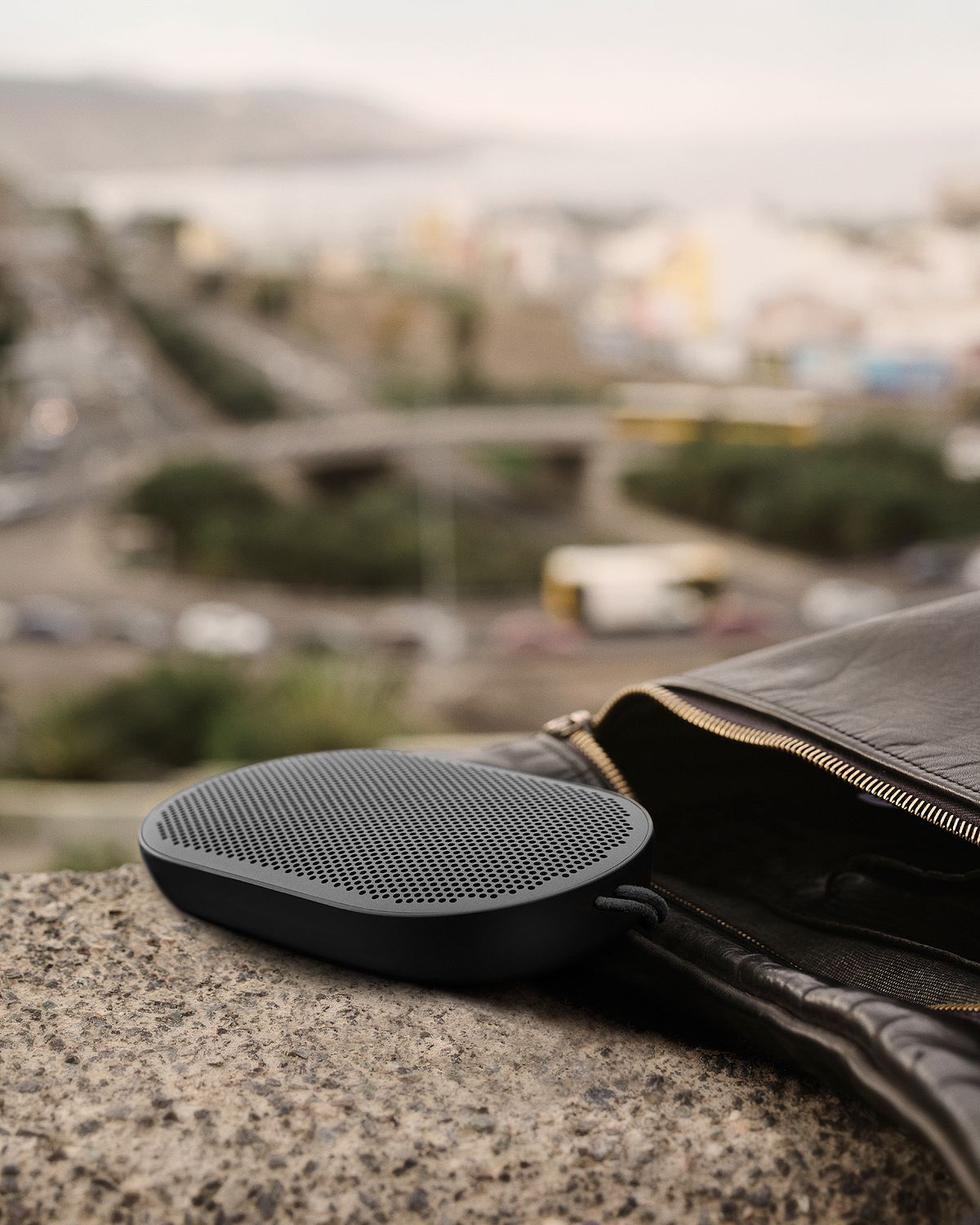 Bang & Olufsen Pt2 Bluetooth Mini Speaker Black