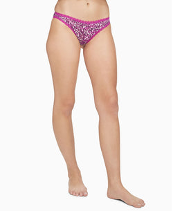 Calvin Klein Wo Flirty Bikini Underwear Qd3840 Coiled Cat_ripe Berry thumbnail 1