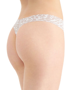 Calvin Klein Wo Invisibles Thong Underwear D3428 Brushing Leopard thumbnail 3