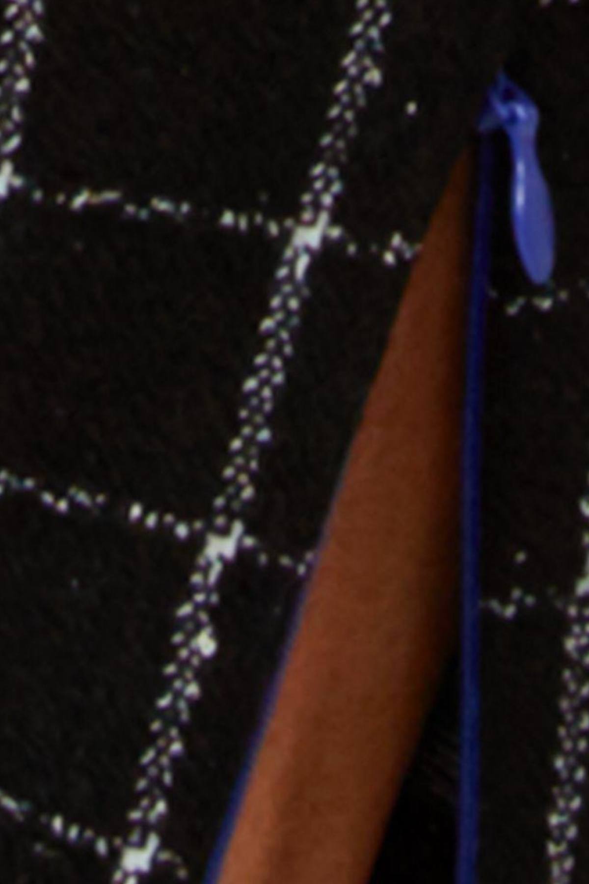 HUE PLUS Black/Royal-Blue Windowpane Loafer Skimmer