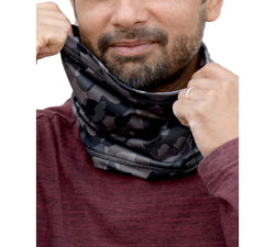 Isotoner Signature Fleece Lined Gaiter Black Camo thumbnail 1