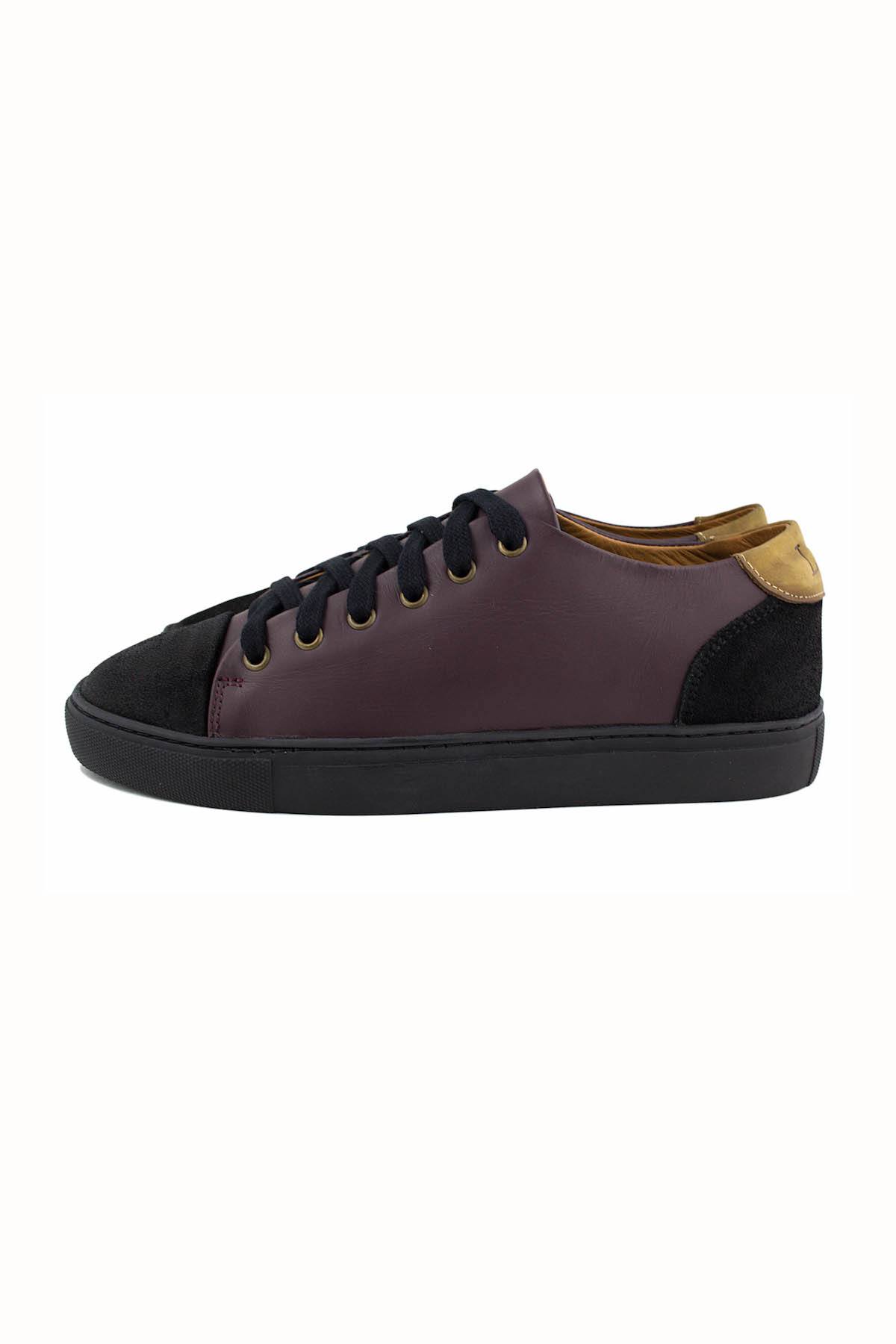 LaK  Denizen Vino & Black Shoe
