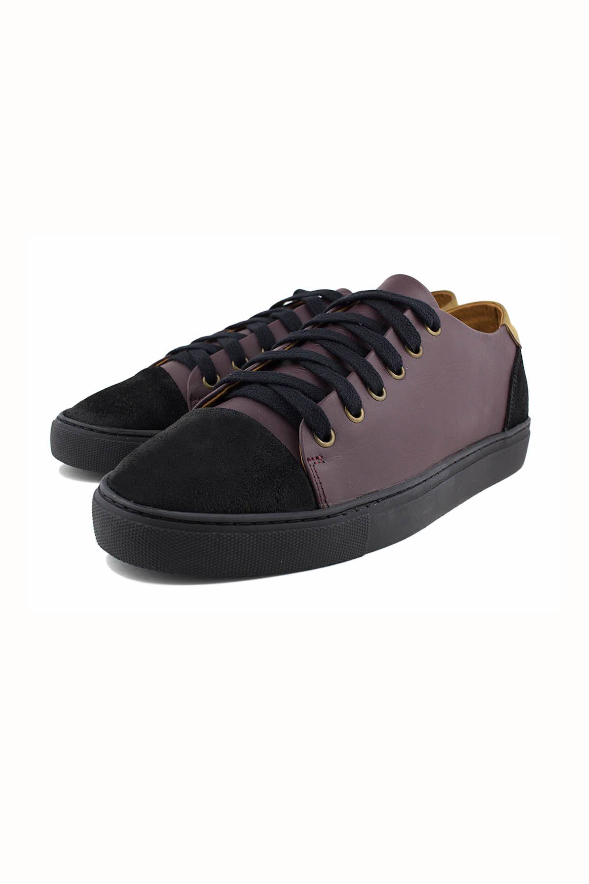 LaK  Denizen Vino & Black Shoe