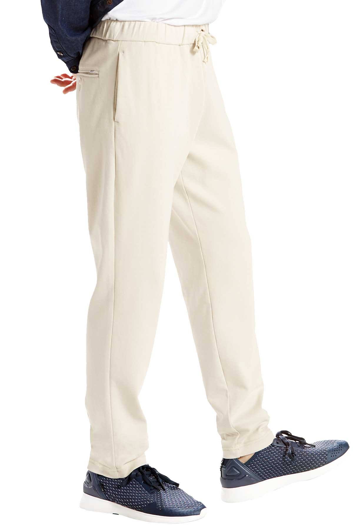Levi's Moonstruck Athleisure Tapered Leg Stretch Chino Pant