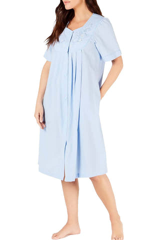 Miss Elaine Flower Embroidered Seersucker Short Gripper Robe in Chambray Blue
