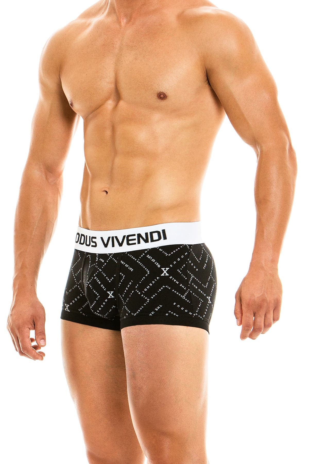 Modus Vivendi Black Birthday Trunk