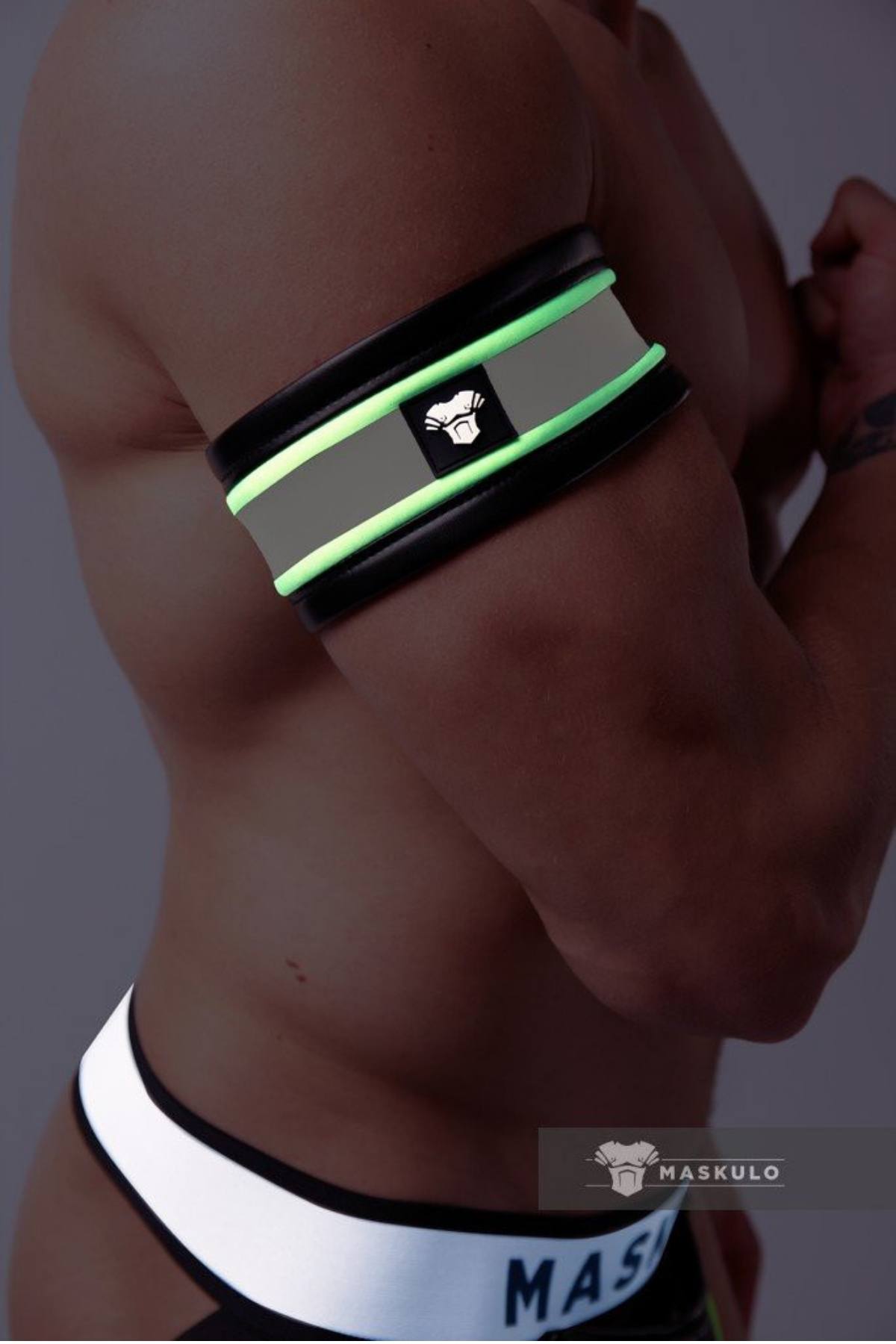 Muskulo Neon Green Spandex Biceps Band