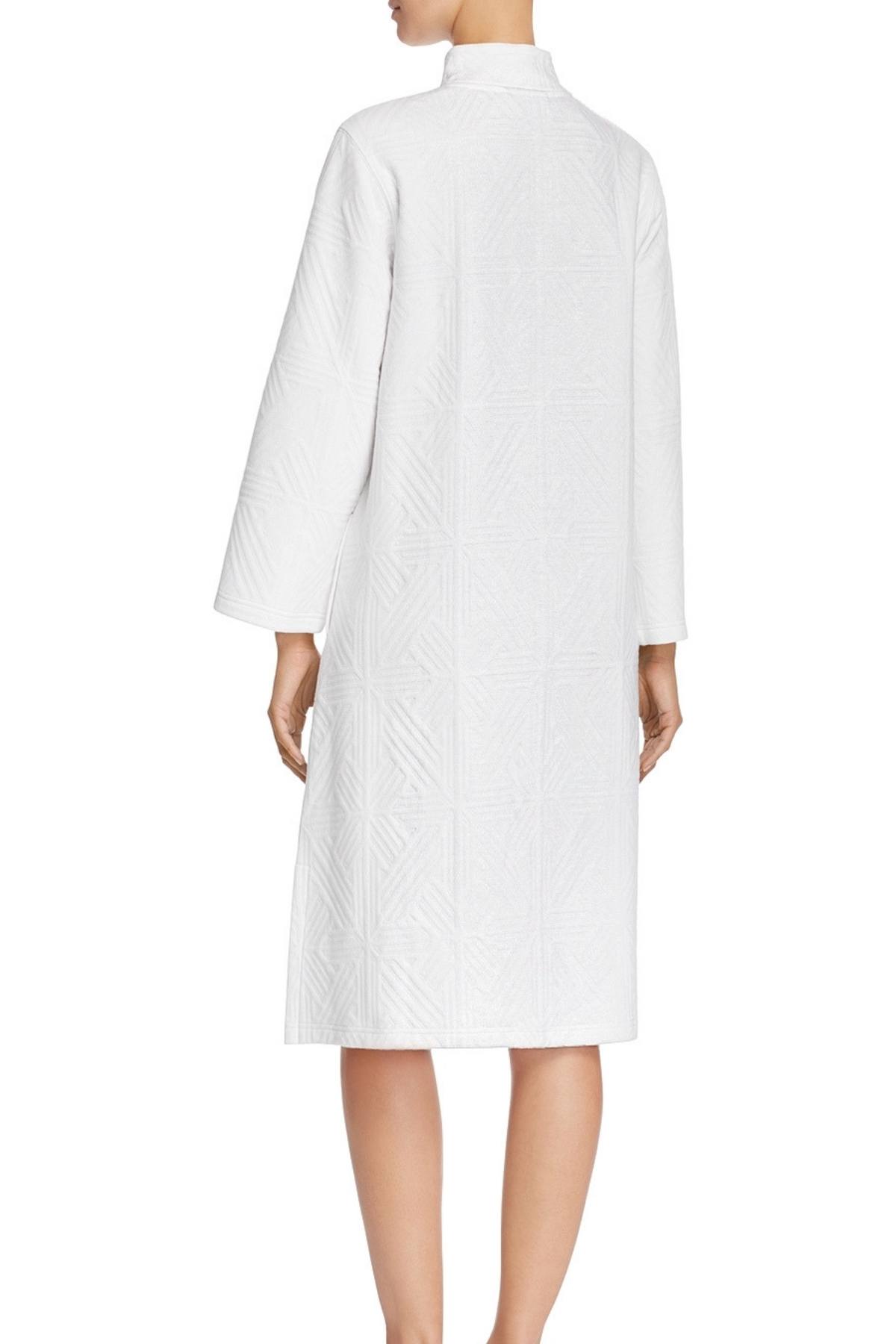 Natori White Quilted Zip Caftan