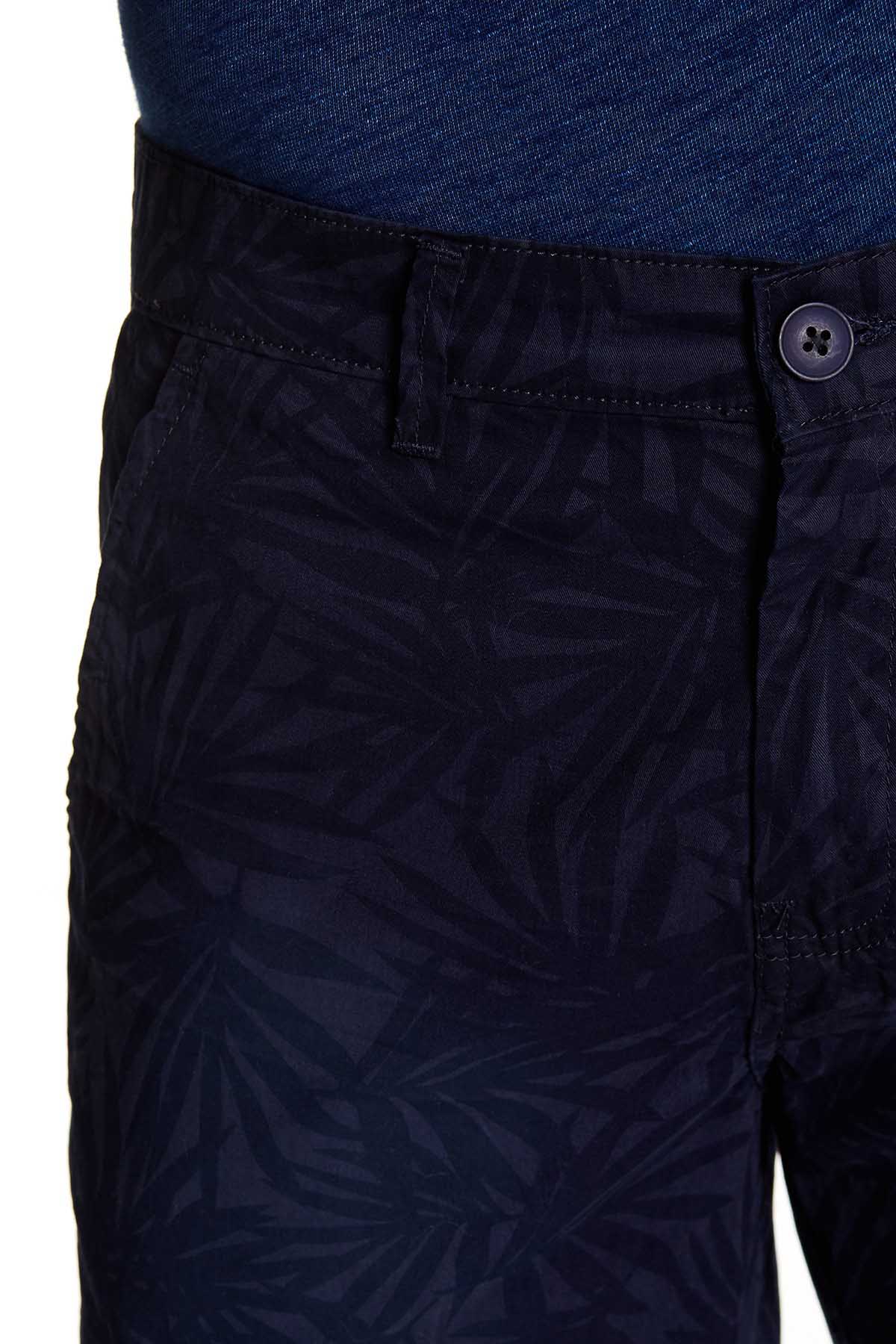 Pop Icon Dark Blue Leaf Flat Front Short