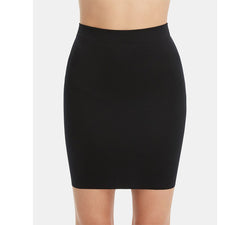Spanx Smartgrip™ No-slip Half Slip 10179r	 Very Black thumbnail 1