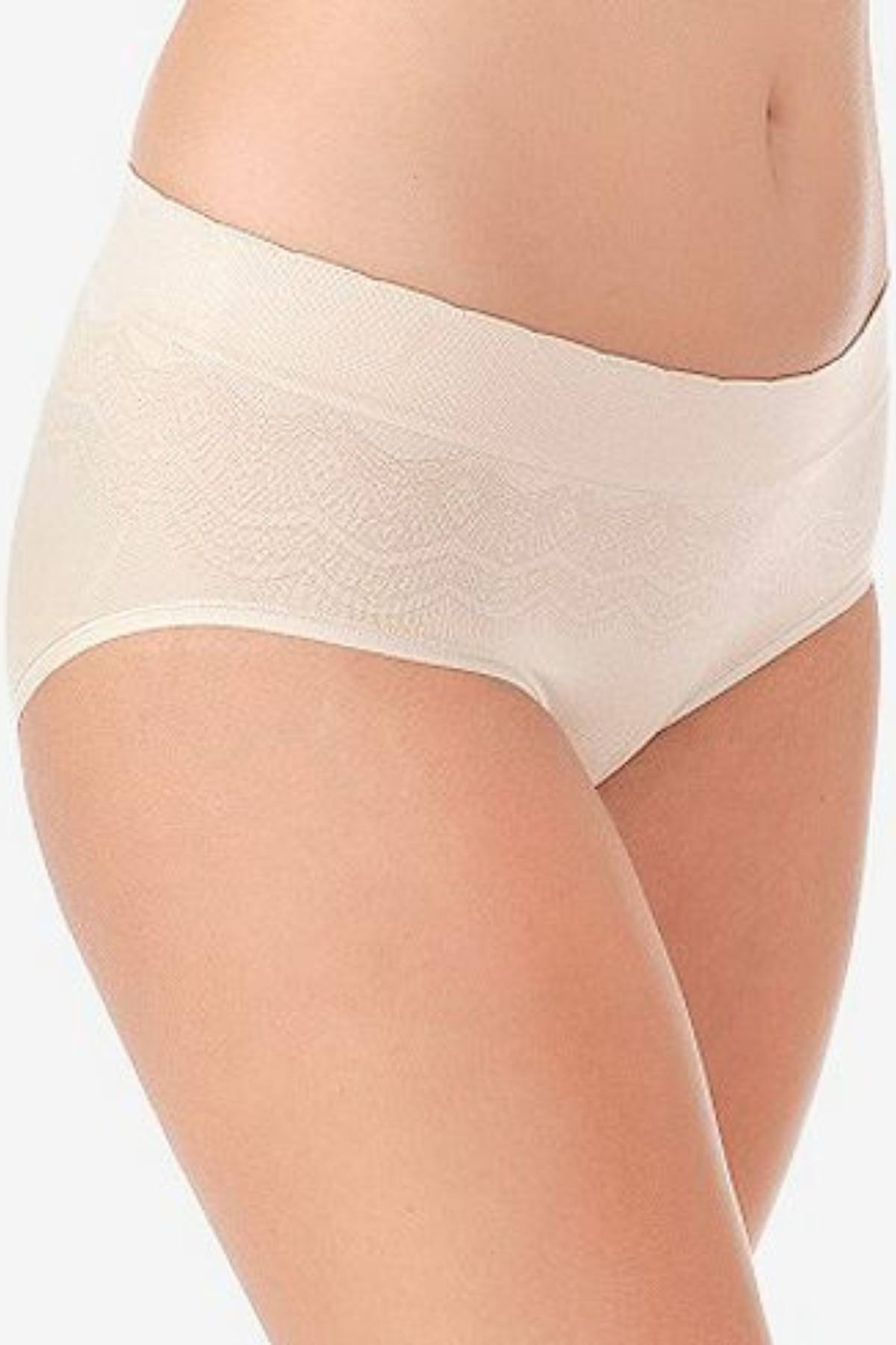 Vanity Fair No Show Seamless Hipster 18170 Damask Neutral Lace