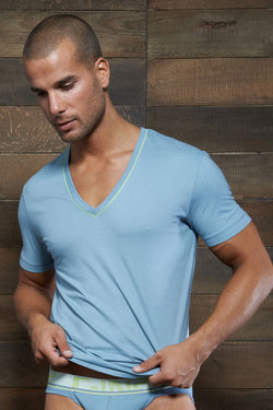 C-IN2 Buff Blue Pop Color V-Neck Shirt thumbnail 1